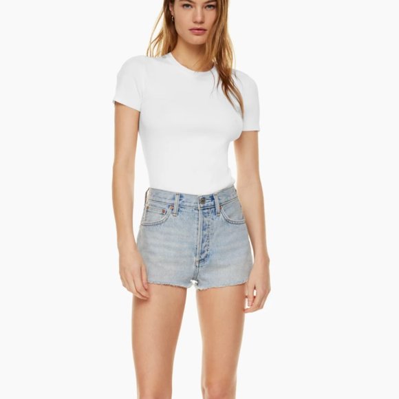 The Yoko Hi-Rise Micro Jean Short | Denim Forum (Aritzia) - Picture 1 of 6